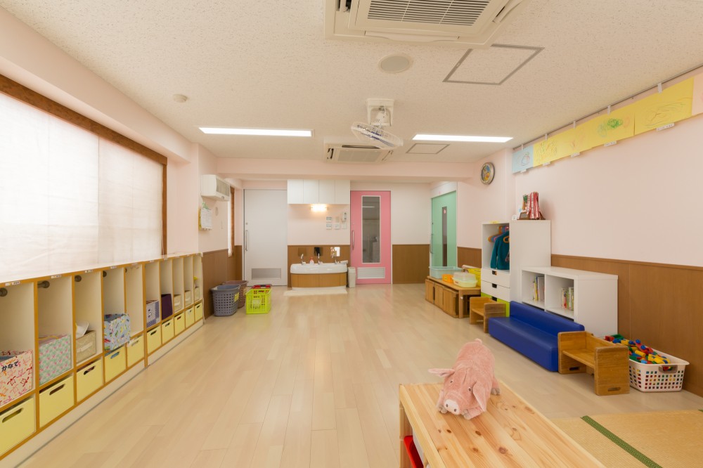 保育園の空調選びは、子どもたちの健康と快適さを最優先に。