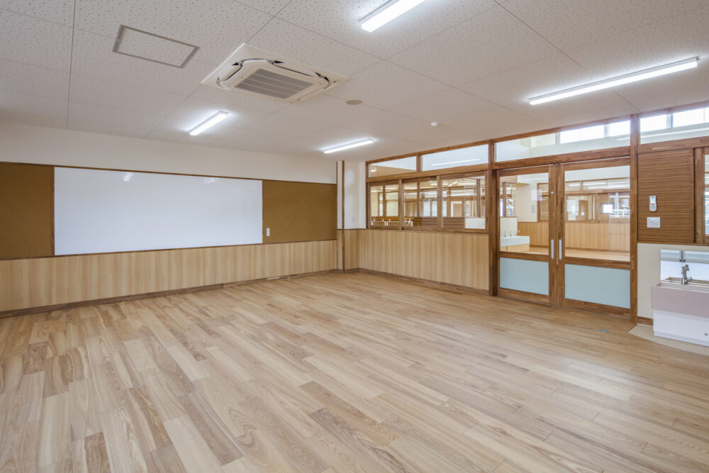 冬でも安心！高槻市の学校向けエアコン工事で快適な温度管理を実現します