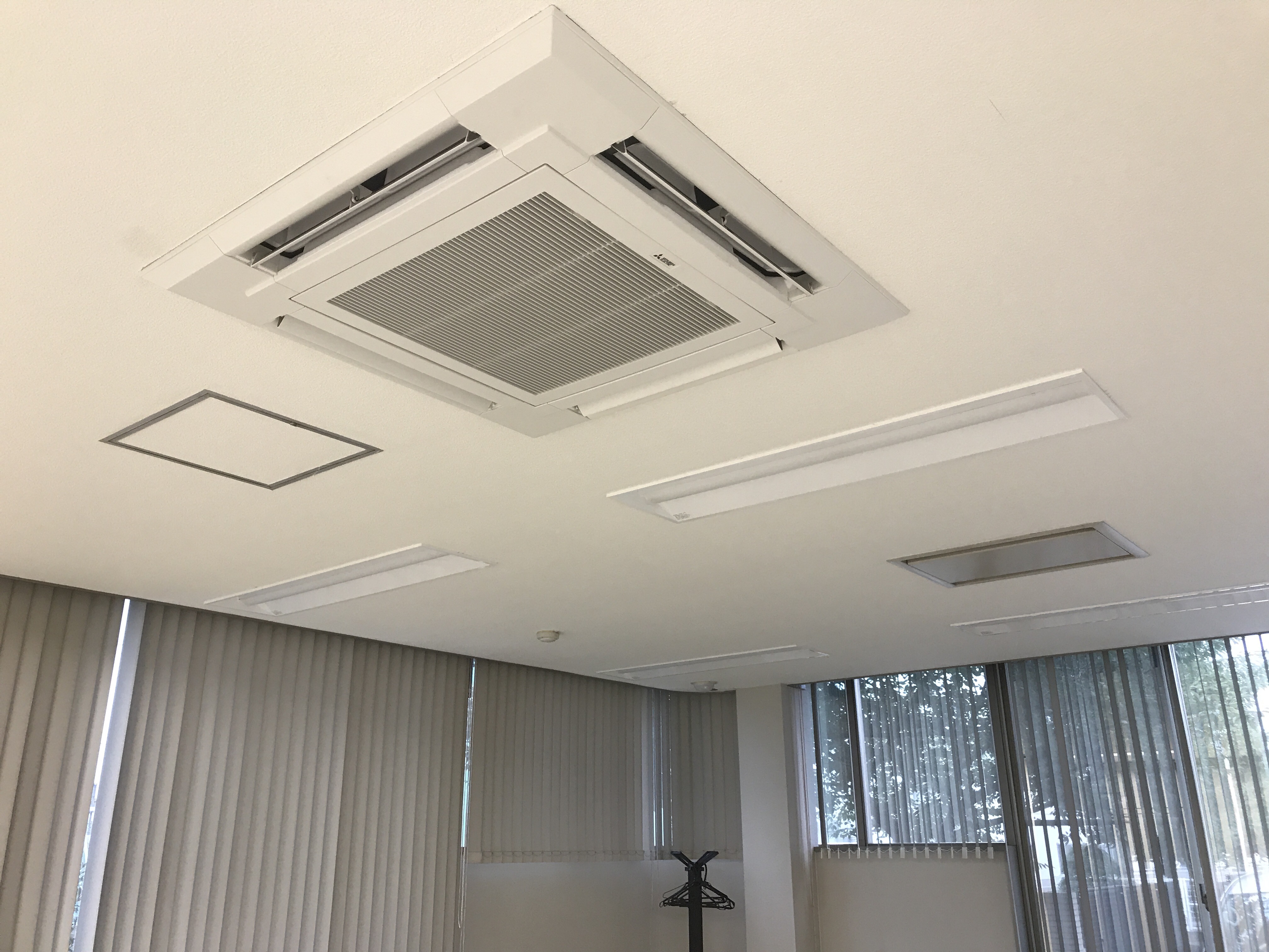 2. 業務用エアコンの移設とは？