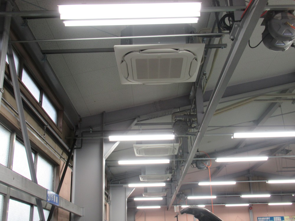 東大阪市の工場向け、業務用エアコンをサブスクで導入しよう！